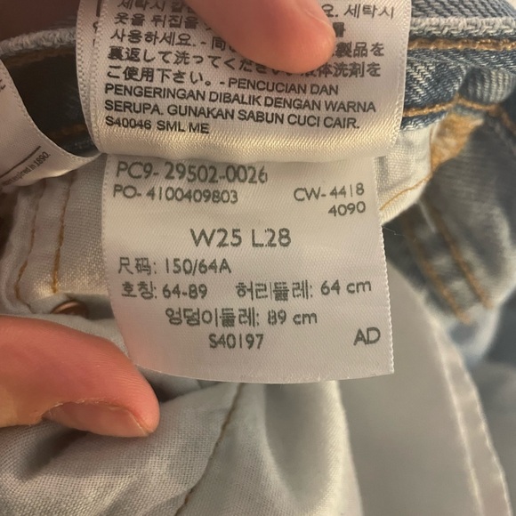 Levi’s 501 Jeans - Picture 4 of 4